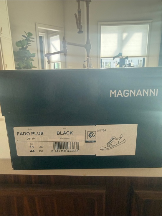 Magnanni Fado Plus Mens Shoes - Black main image 4
